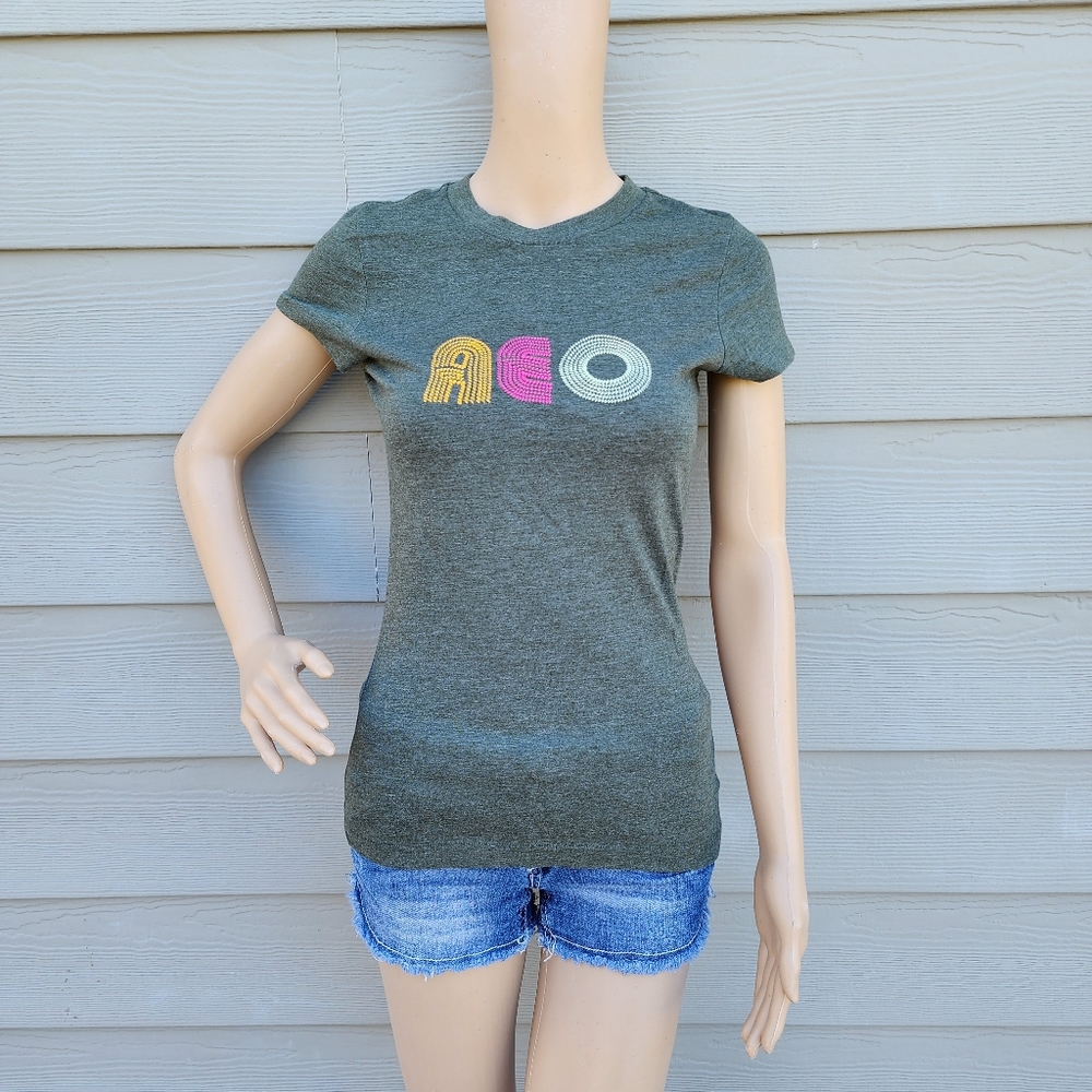 AMERICAN EAGLE | Stitched Logo T-shirt